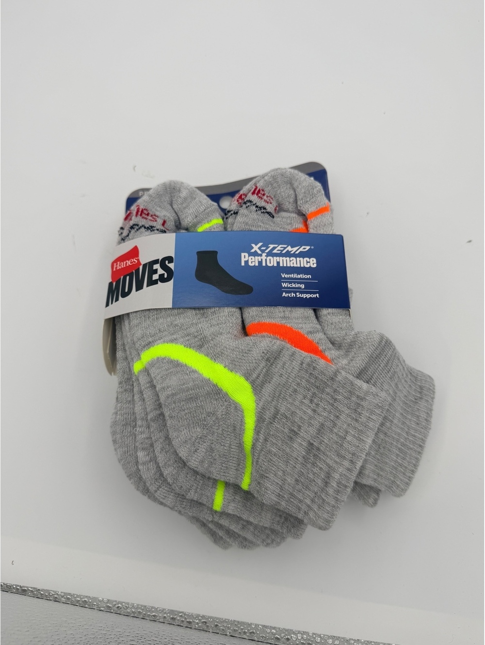 Hanes Moves X-Temp Performance Ankle Socks 6-Pack Size 3-9